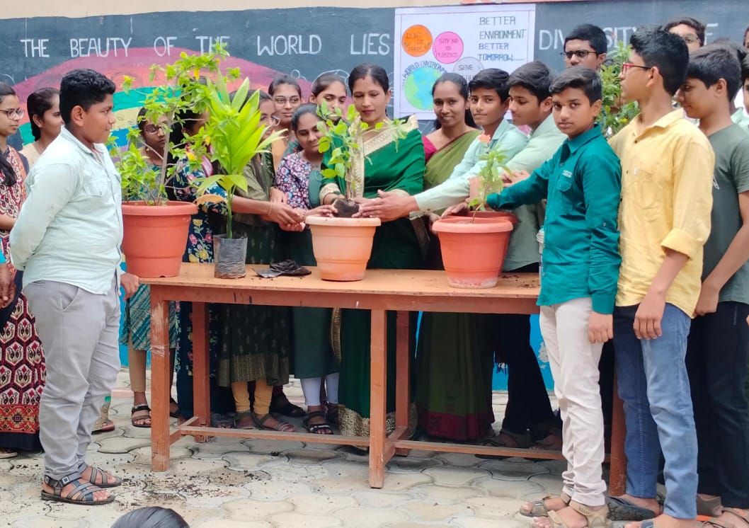 Smt. Sahana Ravi International School